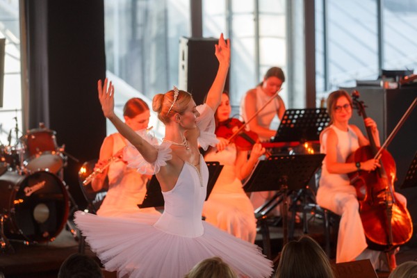 Чайковский при свечах: Рождественский концерт музыки и балета