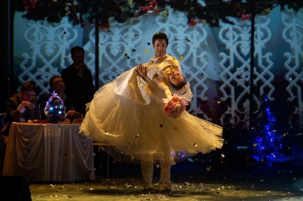 Музыкальный спектакль «Свадьба под Новый год»