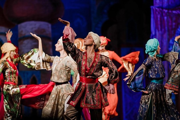 Представление «По страницам доброй сказки»