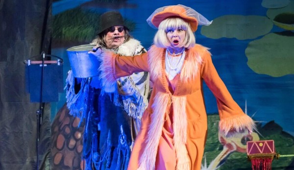 Новогоднее цирковое представление «Как Лиса Алиса и кот Базилио Новый год встречали»