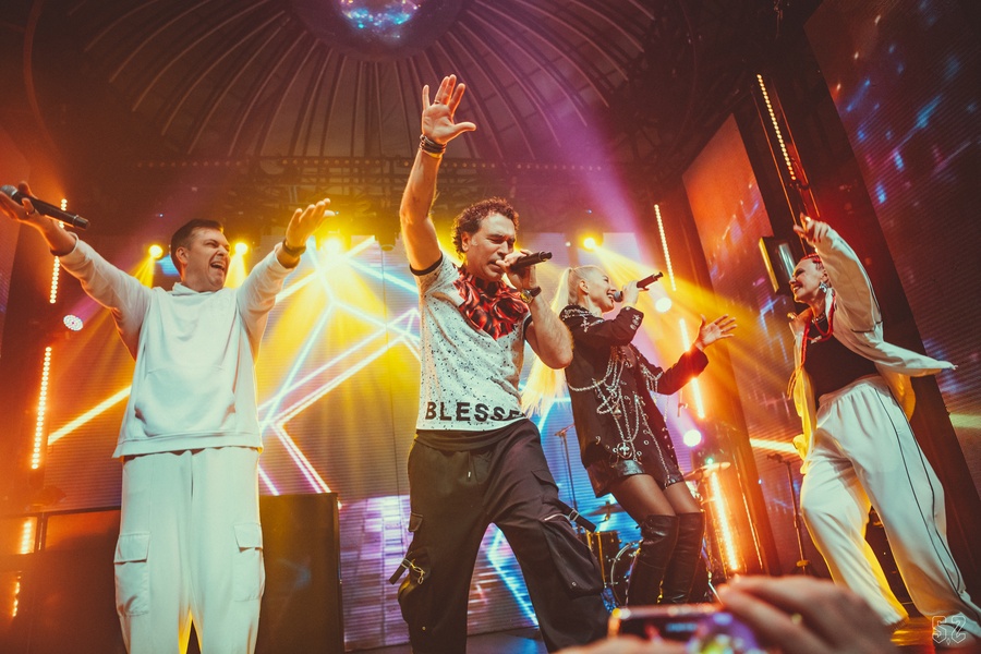 «Вирус!» отметили 25 лет ярким концертом