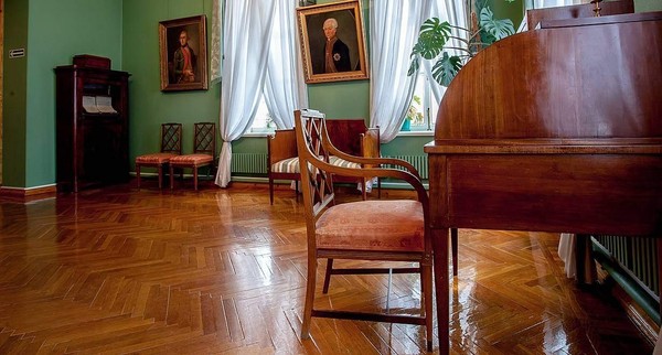 Экскурсия «Вы поедете на бал?»