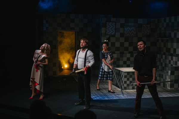 Новогодний серпантин. Деньги как из ведра