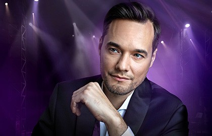 Альберт Жалилов «Истории Рождества» (картины, мелодии, стихи) при свечах