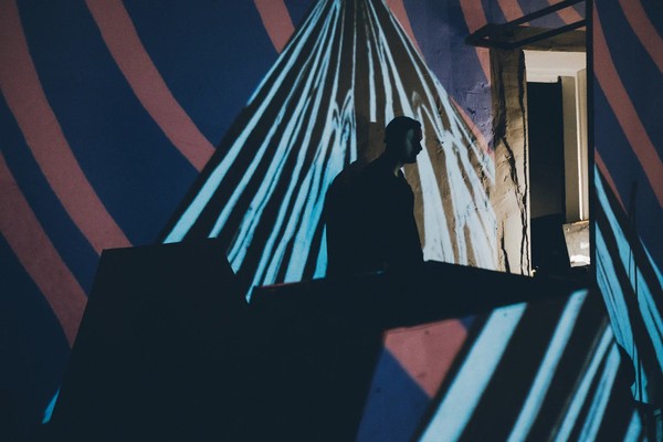 Таинственная ёлка: путешествие с художниками