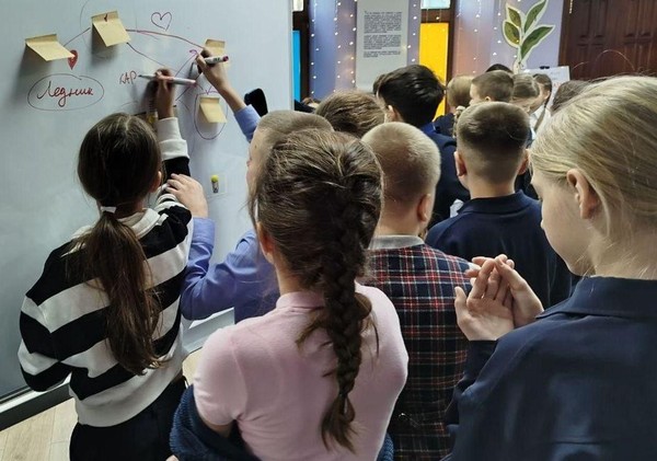 Квест «Новогодний детектив»