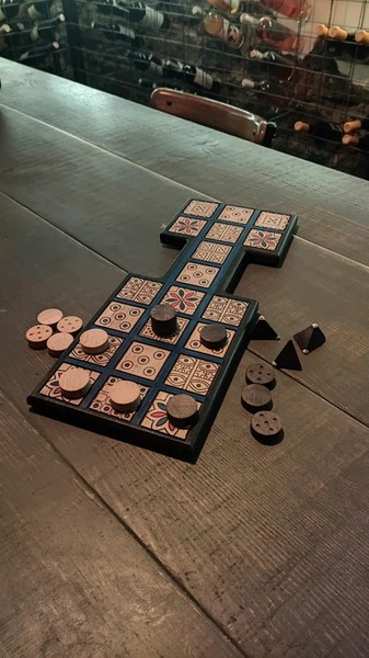 Древнейшие настольные игры в Ереване