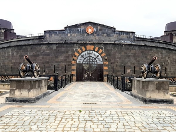 Самобытный Гюмри: путешествие сквозь века