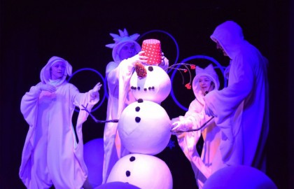 Три волшебные снежинки