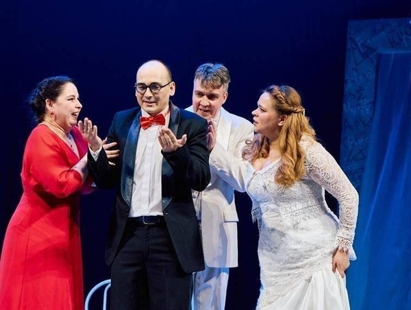 Спектакль «Новый год forever»