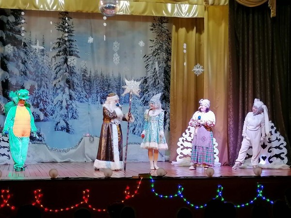 Новогодний спектакль «Снежное царство, морозное государство»