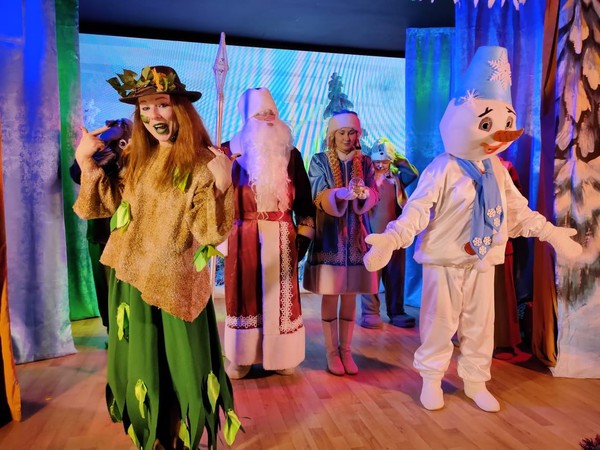 «Снеговик» – спектакль