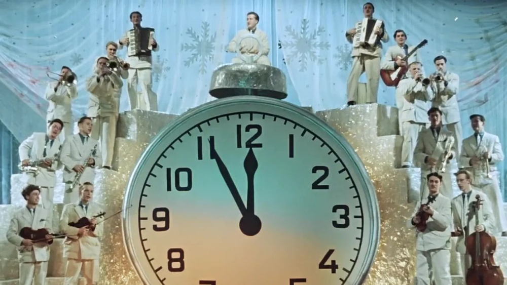 Лекция «Новый год сквозь зеркало отечественного кинематографа»