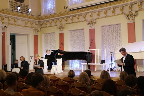 Концерт «В горнице моей светло»