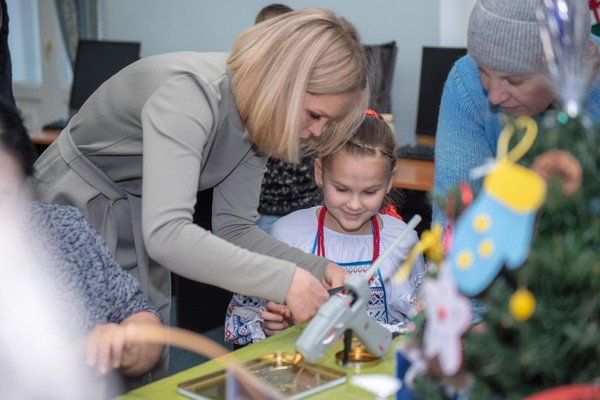 Новогодний праздник в библиотеке «В первые дни января»