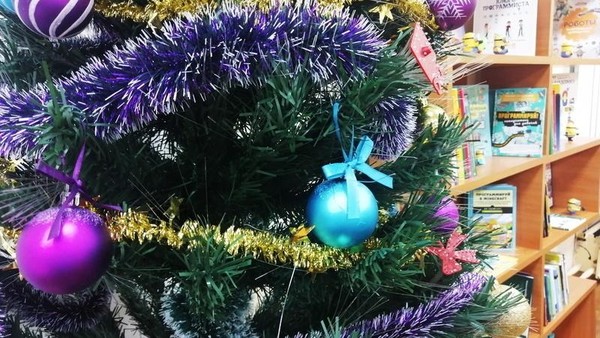 Интеллектуальный турнир «Своя игра: Новогодняя версия»