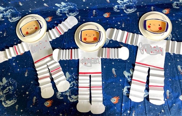 Мастер-класс «Новый год на МКС»