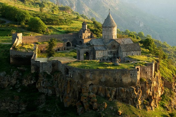 К ущелью Воротан и «Крыльям Татева» — из Еревана