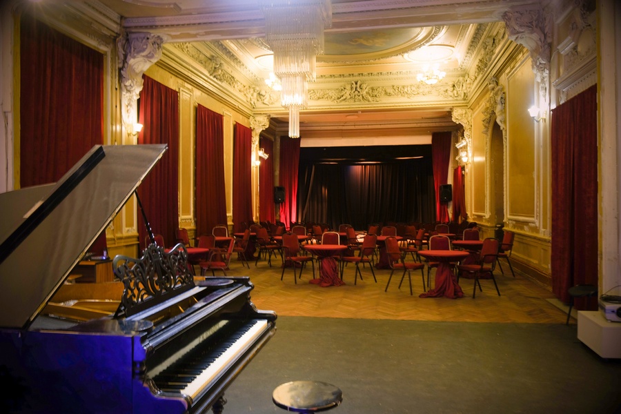 Экскурсия в особняк К.И.Шрёдера + концерт за столиками с фуршетом «Рождественские открытки»