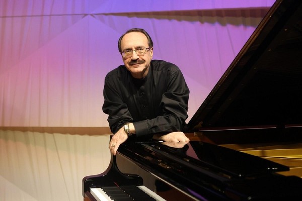 Концерт «Рождественский джаз с Даниилом Крамером»