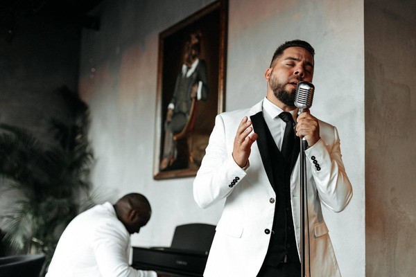 Andrew McFadden. Christmas in New York