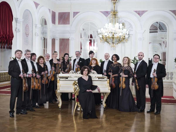 Концерт «Рождественский фейерверк. Ансамбль скрипачей Большого театра»