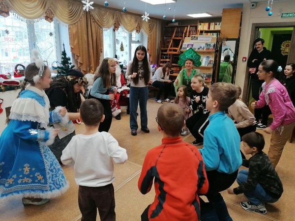 Утренник «Сказки новогодней ёлочки»