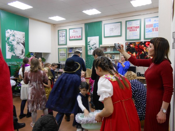 Литературная игра «Путешествие в Дедморозовку»