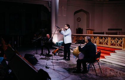 Ночь перед Рождеством при свечах. Армянский дудук, орган, саксофон