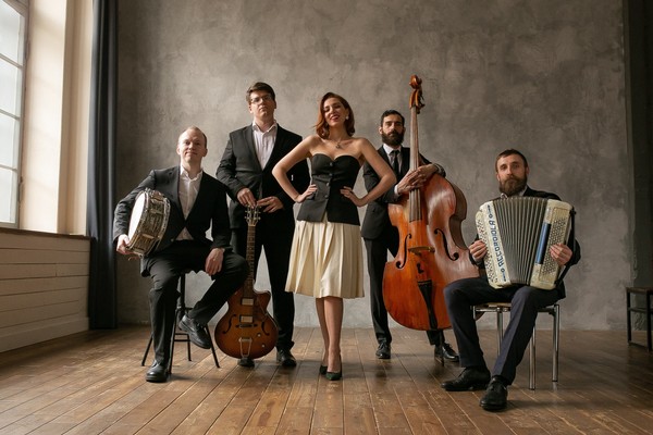 Рождественский концерт при свечах. Музыка на мансарде