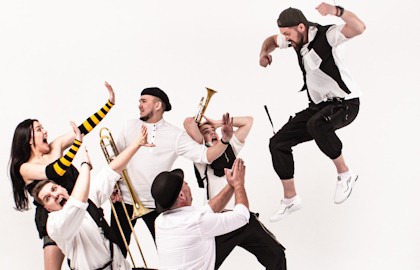 Вечеринка с группой «Элли Блэк»