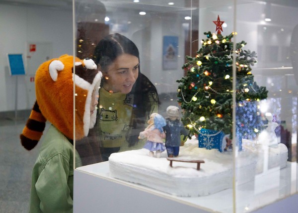 Экскурсия для школьников по предварительной заявке по выставке «Детствобург»