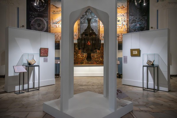 Экскурсия по выставке «Шедевры исламского искусства»