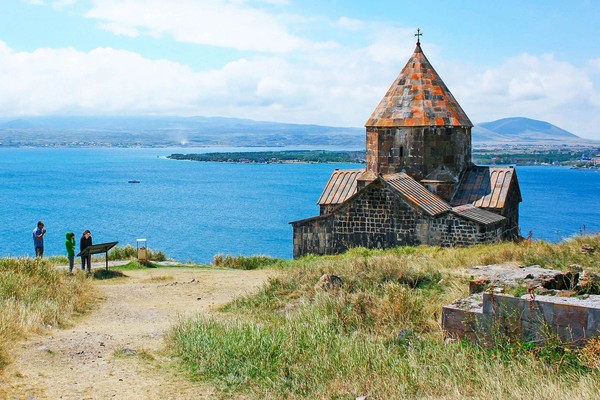 Дилижан, Севан и Севанаванк — из Еревана