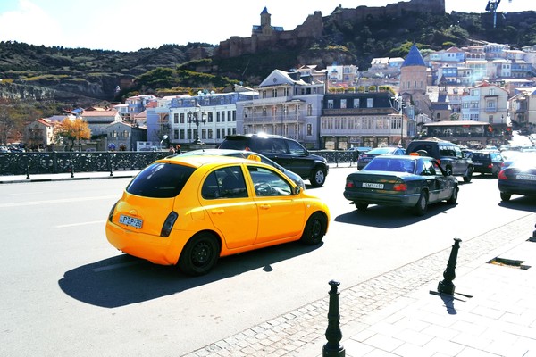 Трансфер «Аэропорт — Тбилиси» с мини-экскурсией