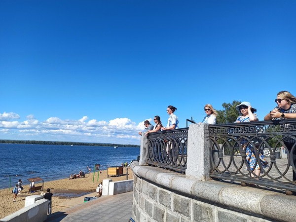 Спектакль-прогулка с плейлистом «ВОЛГА_ДОК»