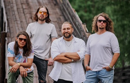 Павел Пиковский и группа «Хьюго»