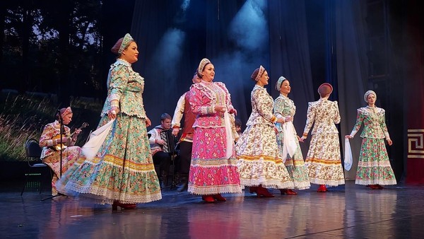 Спектакль «Раз в крещенский вечерок»