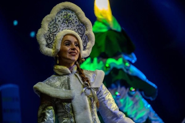 Спектакль «Волшебная ночь, или Когда оживают игрушки» и интермедия «Лунный цветок»