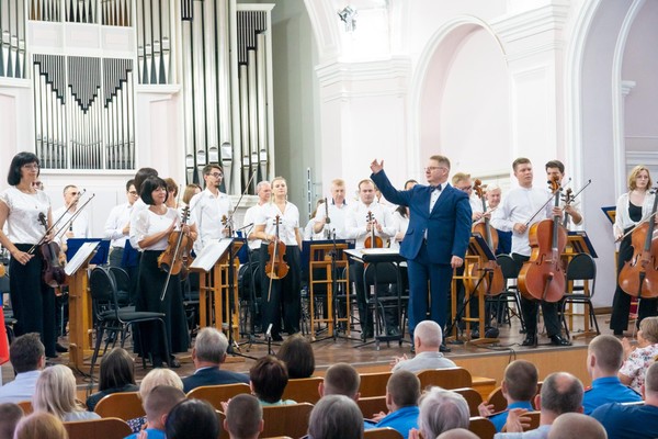 Программа «Рождественский концерт»
