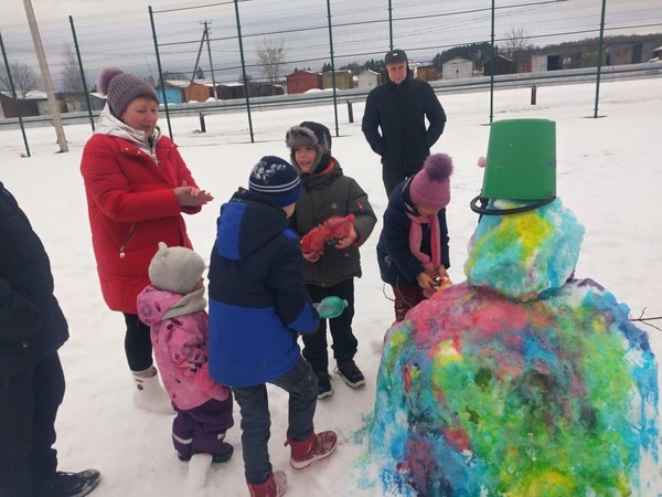 Зимние забавы и игры на свежем воздухе«В снежном царстве в морозном государстве...»