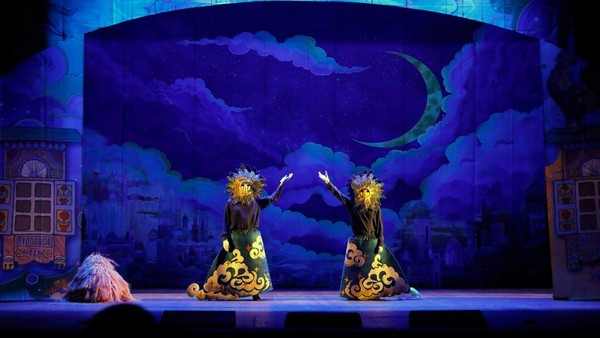 Праздник «Огни Рождественской ёлки»