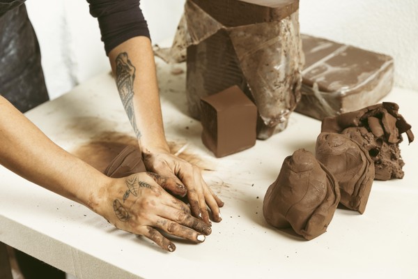 Глина рассказывает сказки