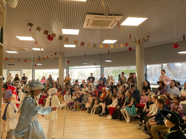 Праздник «Полцарства за коня»