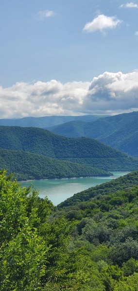 К горе Казбеги: путешествие из Тбилиси в сердце Кавказского хребта