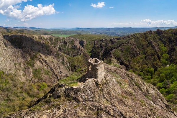 Треккинг по каньонам Биртвиси: пикник + всё снаряжение включено