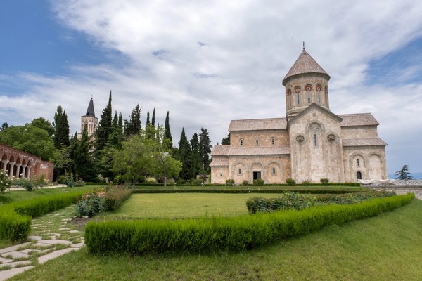 Там, где остановилось время: бюджетное путешествие по Кахетии для тех, кто спешит