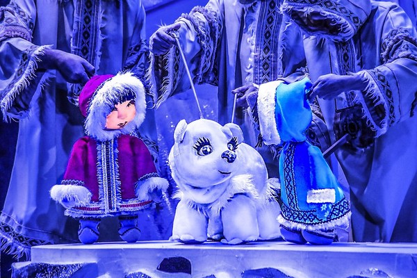 Новогоднее представление и спектакль «УМмишКА»