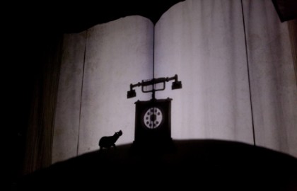 У меня зазвонил телефон