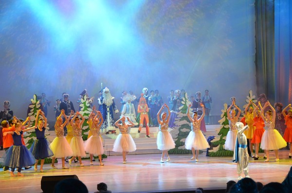 Ансамбль «КрасА». Что такое Новый год?